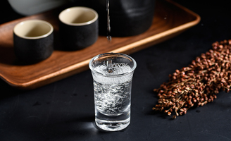 白酒不管多大牌,只要有這2個特征,都是劣質(zhì)酒,你還在喝嗎？